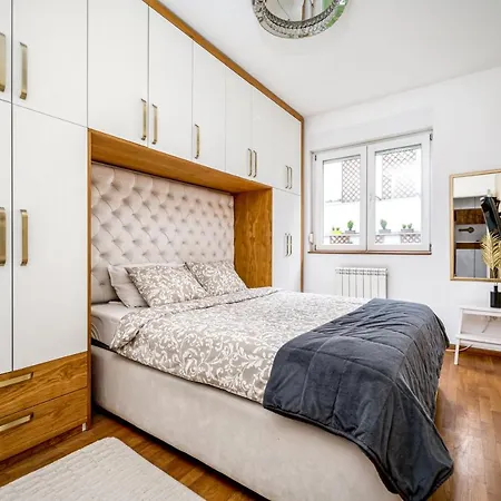 Urban Garden דירה *